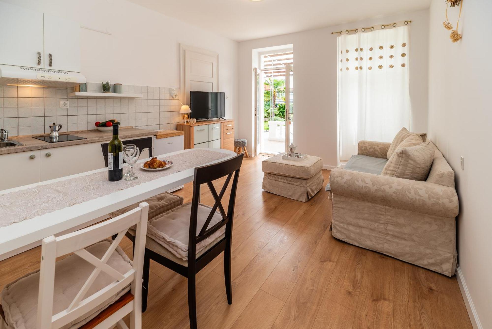Apartments House Pinezic مالينسكا المظهر الخارجي الصورة