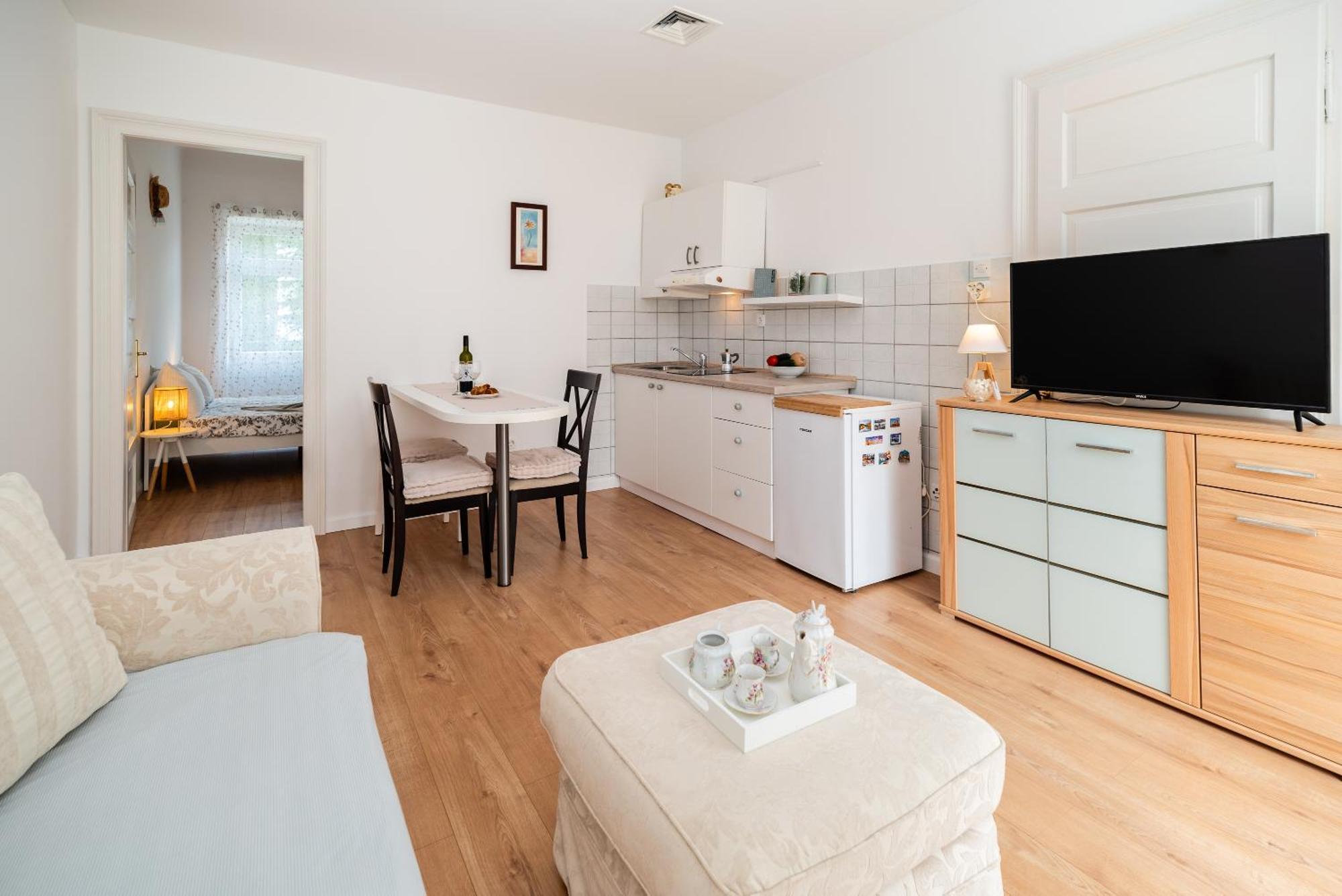 Apartments House Pinezic مالينسكا المظهر الخارجي الصورة